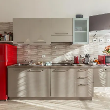Apartment Martina, By Short Holidays Bologna